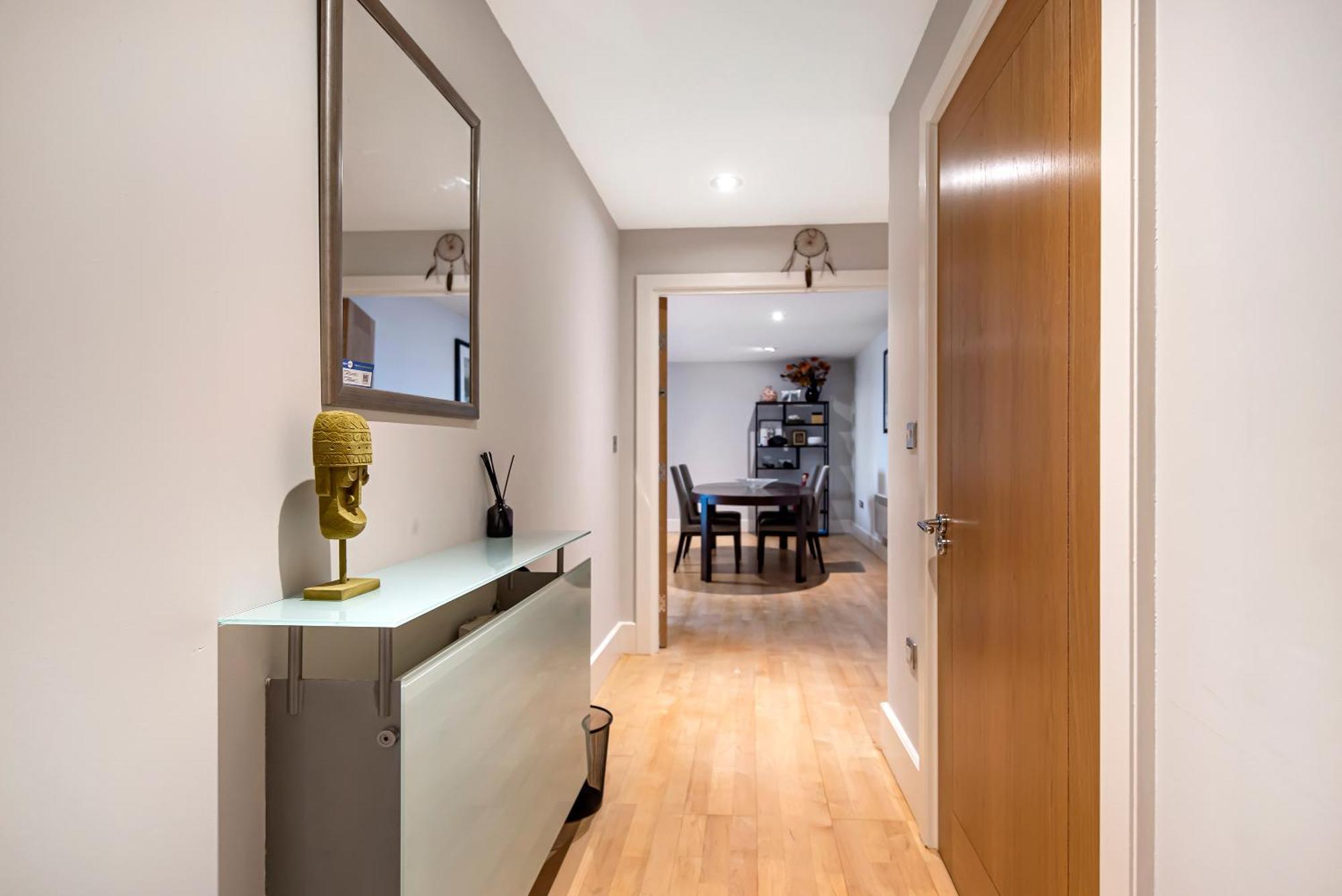 Modern 2 Bedroom 2 Bath Apartment With River View London Ngoại thất bức ảnh