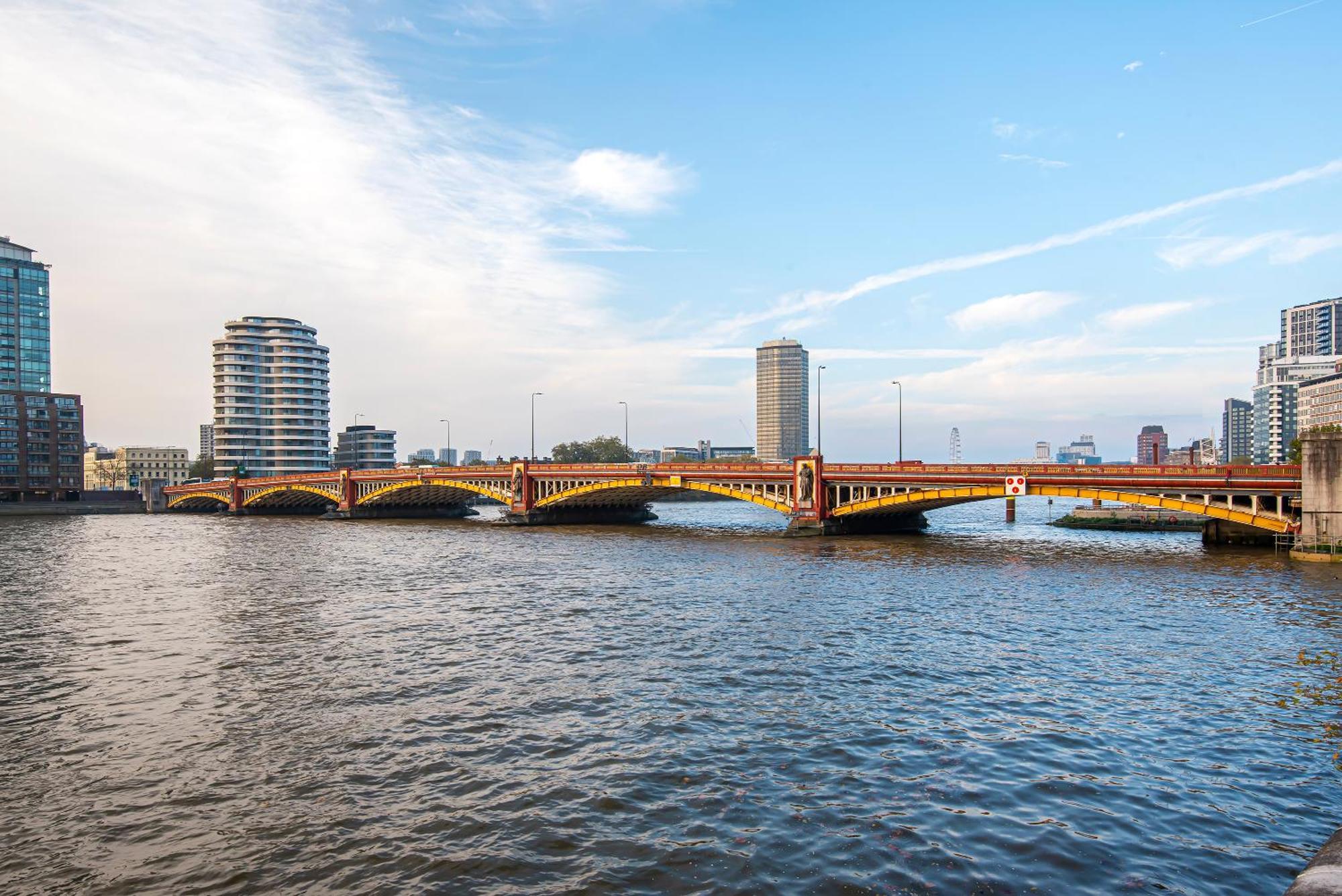 Modern 2 Bedroom 2 Bath Apartment With River View London Ngoại thất bức ảnh